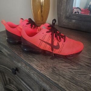 Nike Red and Black Athletic Shoes